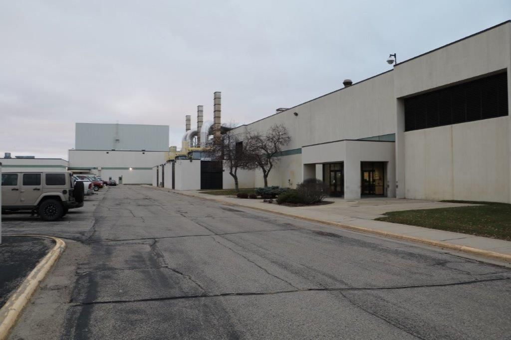 Southern MN Industrial/Distribution - For Lease: 2300 Brown Avenue, Waseca, MN 56093